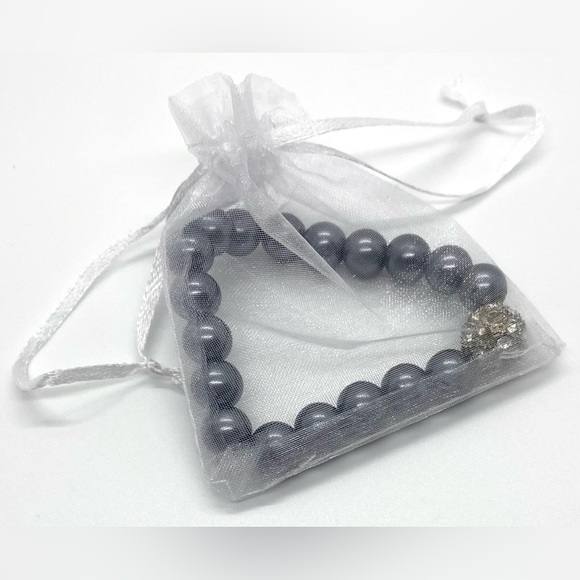 Gray Pearl/Silver Rhinestone Bling Center Bracelet Classic Retro Feminine Preppy - Picture 5 of 5